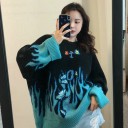 Oversized sweater til kvinder med flammer og sommerfugle 1