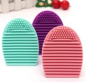 Ovo de silicone para limpeza de pincéis 4