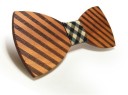 Pajarita de madera con raya grabada J644 9