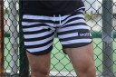 Pantalones cortos de rayas para hombre 3