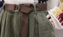 Pantalones cortos elegantes para mujer con cinturón. 2