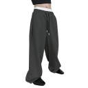 Pantalones de chándal para hombre con goma en la cintura y cordón ajustable con piernas anchas y rectas en largo y con bolsillos 3