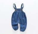 Pantalones vaqueros con peto para niña 2