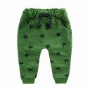 Pantaloni de trening pentru baieti cu stelute J2537 5