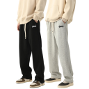 Pantaloni de trening pentru bărbați uni cu imprimeu pe lateral, cu șnur și buzunare, din poliester. Confortabili pentru timpul liber 4