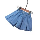 Pantaloni scurți pentru fete N678 1