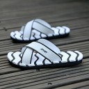 Pantoufles stylées pour hommes 3