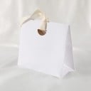 Papíralapú ajándéktáska ékszerekhez fogantyúval 15,5 × 14,5 × 7,5 cm színes táska gyűrűhöz, fülbevalókhoz vagy apró ajándékokhoz 8