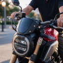Parabrezza per moto Honda CB650R 2019–2022 e CB1000R 2018–2020 Schermo in plastica con kit di montaggio Nero opaco Montaggio sopra il faro anteriore 2