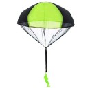 Parachutiste avec parachute 10