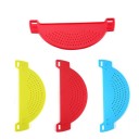 Passoire en plastique pour casserole 3