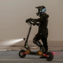 Patinete eléctrico plegable 2000W 60V 18Ah con doble motor Alcance 75 km Velocidad 60 km/h Pantalla LED Luces delanteras y traseras Intermitentes 2