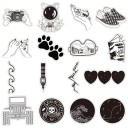 Pegatinas en blanco y negro con motivos de viaje y del espacio 50 pcs Set de pegatinas de PVC con dibujos y frases en inglés Tamaño de 3 a 8 cm 2