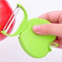 Pelador plegable con forma de manzana 2
