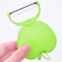Pelador plegable con forma de manzana 3