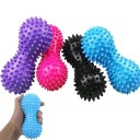 Pelota de masaje doble con protuberancias para estimular pies, espalda y zonas musculares, dimensiones 15 x 7,5 x 7,5 cm, varios colores 2
