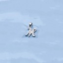 Pendente da donna con lettera dell'alfabeto 16