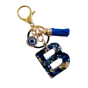 Pendente para chaves 4 cm Chaveiro de resina Iniciais azuis e olho protetor Adorno decorativo para mala mochila Presente para mulheres 2