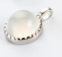 Pendentif avec pierre 2