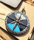 Pendentif boussole 3