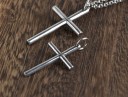 Pendentif croix pour homme 2