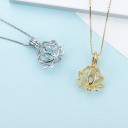 Pendentif Femme D757 2