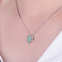 Pendentif femme feuille émeraude 2
