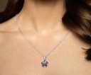 Pendentif femme fleur D767 6