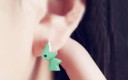 Pendientes colgantes de dinosaurio para mujer 3