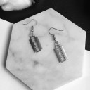 Pendientes colgantes de hoja de afeitar para mujer 2