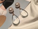 Pendientes colgantes transparentes para mujer 5