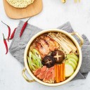 Pentola in alluminio dorato 2