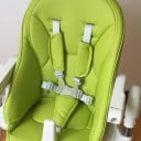 Pětibodové bezpečnostní popruhy do dětské jídelní židličky Šedé nastavitelné pásy Délka 23,5 až 35 cm Šířka 3,2 cm Plastová spona 4