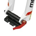 Pevný nosič bicykla na prednej vidlici 110 x 90 x 58 x 38 mm z hliníkovej zliatiny čierny s adaptérmi na strešný nosič aj do korby vozidla 4