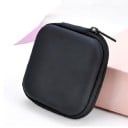 Piccolo astuccio sagomato per oggetti da viaggio Astuccio in pelle PU ed EVA con zip perimetrale Forma quadrata compatta 7,5 x 7,5 x 2 cm 1