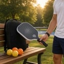 Pickleball-setti mailoilla ja palloilla sekä laukulla 40 x 20 x 1,4 cm Kevyet mailat grafiittikuidusta Mustat valkoisella kuviolla Sisä- ja ulkopeliin 6