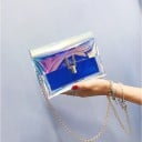 Pieni naisten crossbody-laukku läpinäkyvästä PVC:stä holografisella efektillä Ketjuhihna ja metallinen suljenta läpällä 17 x 14 x 6 cm 8