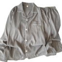 Pigiama da uomo con taglio camicia a maniche lunghe e pantaloni in materiale strutturato poliestere per uso domestico e sonno 3