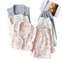 Pijama de algodão para senhora com mangas curtas e colarinho Conjunto de uma só cor com padrão de pêssego Camisa de botões e calções com bolso 8