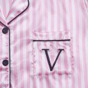 Pijama riscado feminino com manga curta e calções Camisa de botões com bolso bordado em várias cores Poliéster Elastano Sono confortável 8