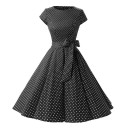 Pilkullinen mekko rusetilla 2
