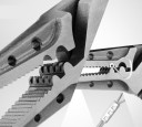 Pince multifonctionnelle 2