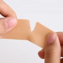 Plaster ochronny medyczny w rolce 2,5 cm x 5 m Taśma żelowa na piętę o wysokiej przyczepności Oddychająca i wodoodporna Kolor biały 2