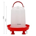 Plastová napáječka pro drůbež s rukojetí a vyvýšenými nožičkami objem 3 l 23,4 x 32 cm červená pro slepice a kuřata 2