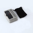 Platte digitale alcoholtester voor het meten van alcohol in de adem Rond display met rode cijfers 6 mondstukken Voeding 2x AAA Afmetingen 12 x 3