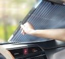 Plisowana osłona do samochodu przeciw słońcu z folii aluminiowej Utrzymanie przyssawkami Szerokość 150 do 200 cm Chroni wnętrze przed gorącem 2