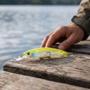 Plovoucí wobler minnow 11 cm 14 g Kemény műanyag csali csörgővel és 3D szemekkel Két hármas horog Ragadozó halak pergetéséhez 9