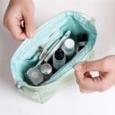 Pochette cosmétique pour femmes avec large ouverture pour le maquillage et les petites affaires Forme trapézoïdale Zip avec anneaux 8