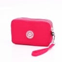 Pochette cosmétique pour femmes avec plusieurs compartiments zippés Lanière pour le poignet avec mousqueton Écusson rond Nylon et polyester 16 x 12 11