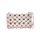 Pochette femme 26 x 16 x 5 cm Motif tressé en relief Lanière pour le poignet Forme rectangulaire plate À la main ou sous le bras 2